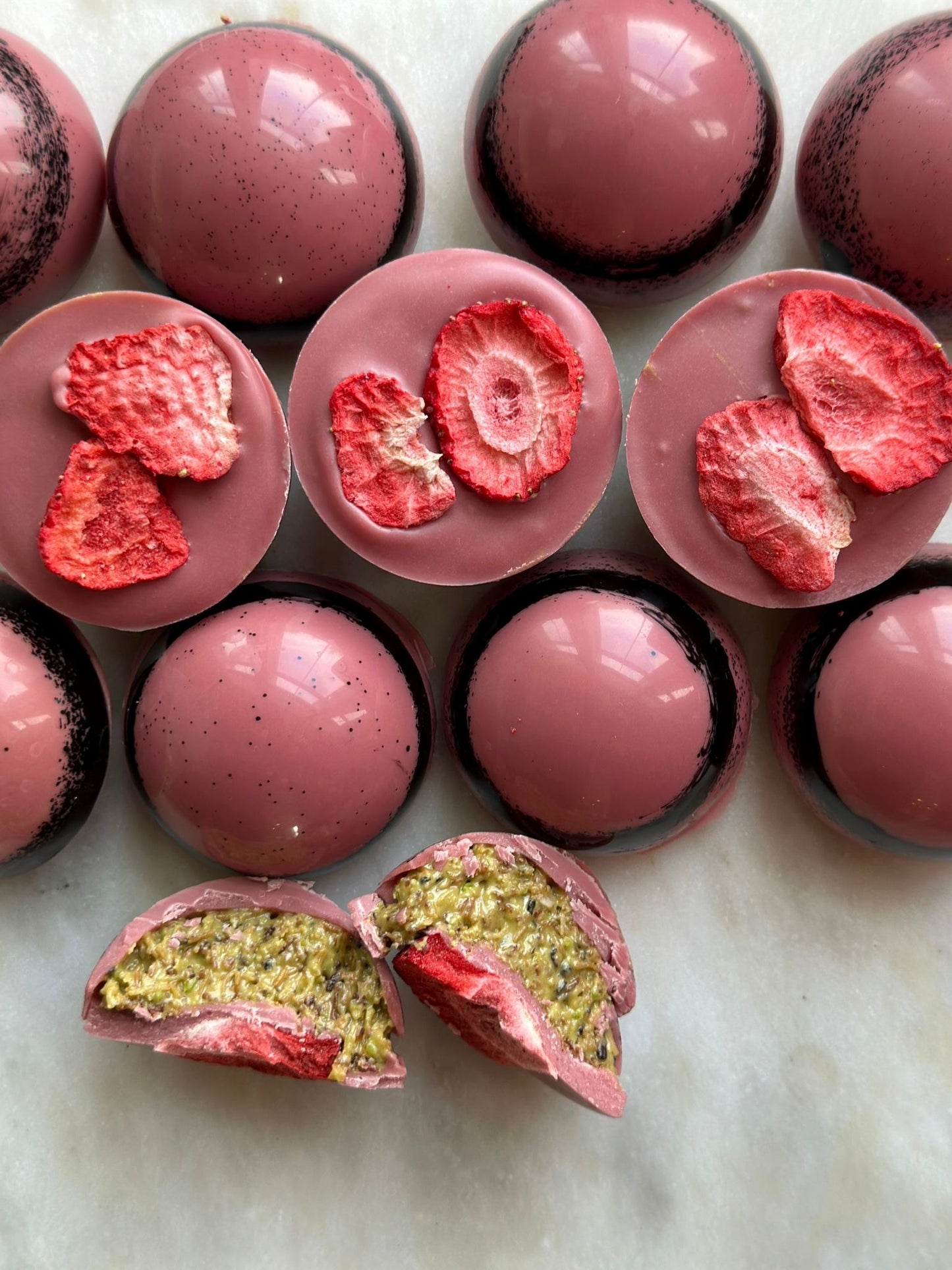 Ruby chocolate with kataifi and pistachio